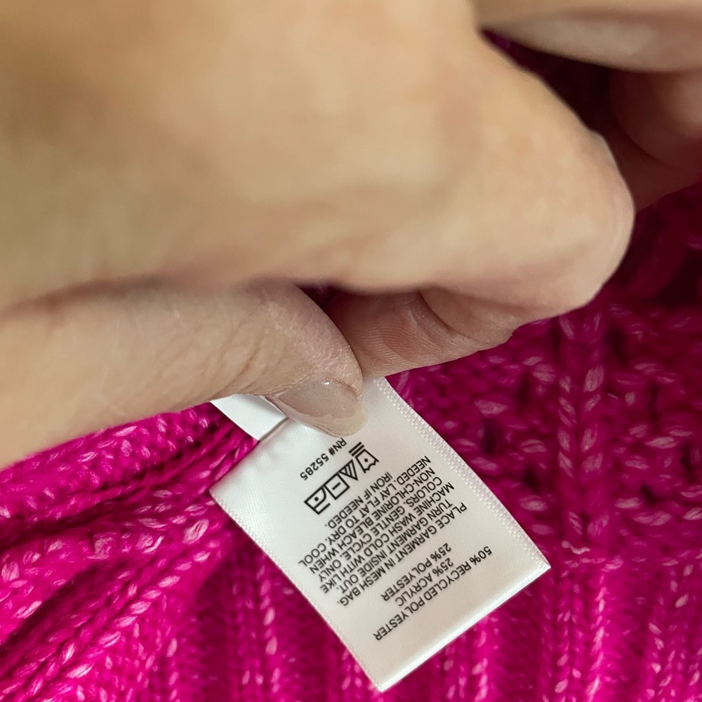 Express Sweater - Picture 5 of 5